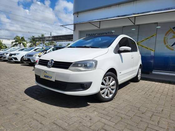 VOLKSWAGEN FOX 1.6 MI HIGHLINE 8V FLEX 4P MANUAL